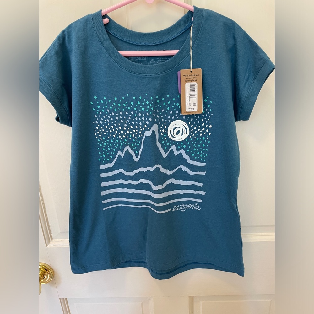 Patagonia shirt, girls size 10, NWT